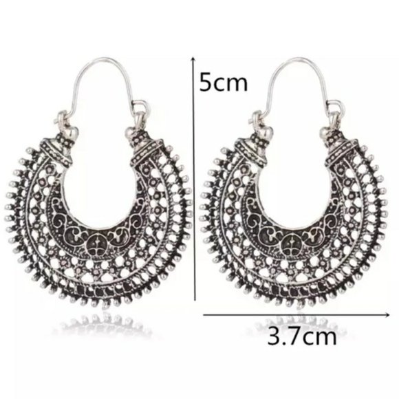 ***NEW Antique Silver Vintage style Earrings - Picture 2 of 5